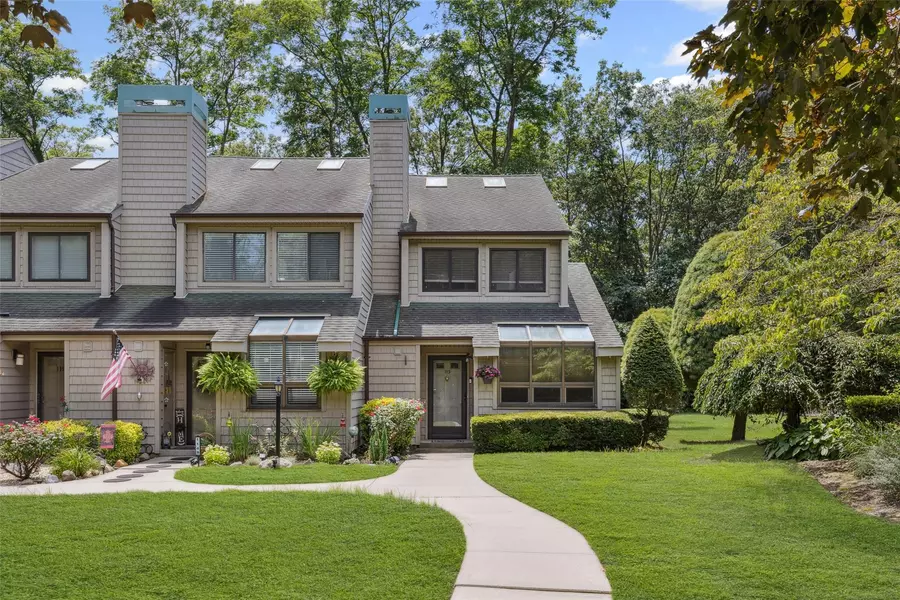 113 Beecher Ave. EXT #113, East Islip, NY 11730