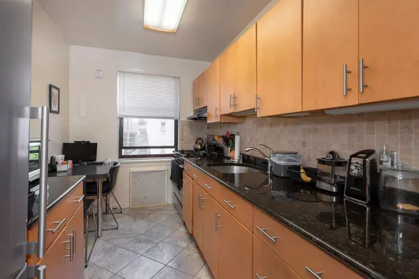 2518 Union ST #5A, Flushing, NY 11354