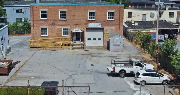 471 Main ST, Poughkeepsie, NY 12601