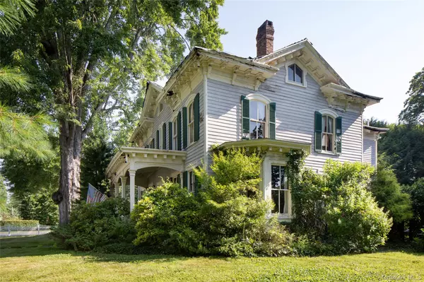 Pine Plains, NY 12567,30 N Main ST