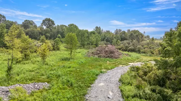 Lagrangeville, NY 12540,S Smith RD