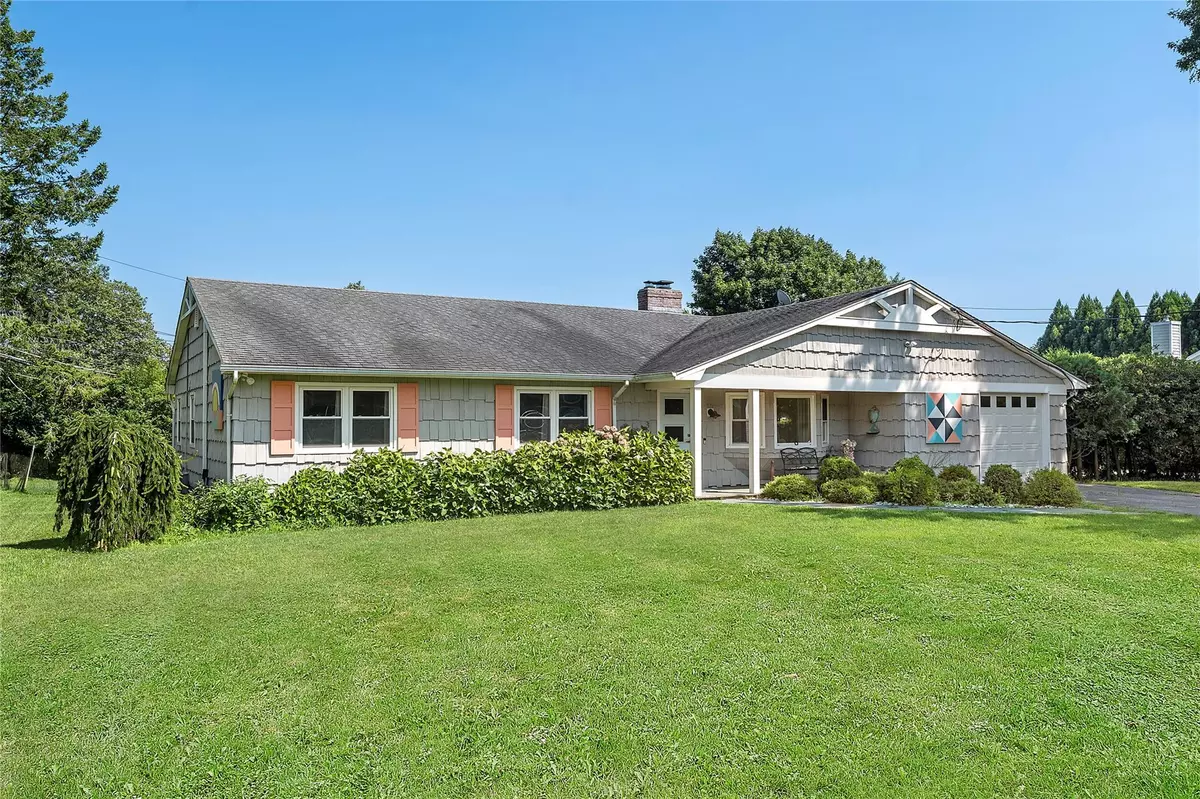 Westhampton Beach, NY 11978,38 Liberty ST