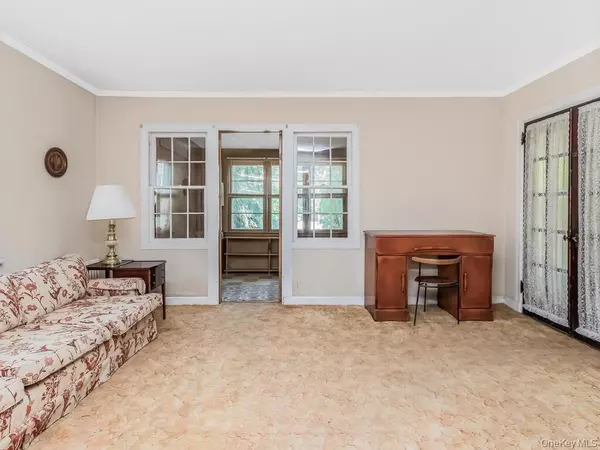 Yonkers, NY 10703,300 AKA 490 Odell AVE