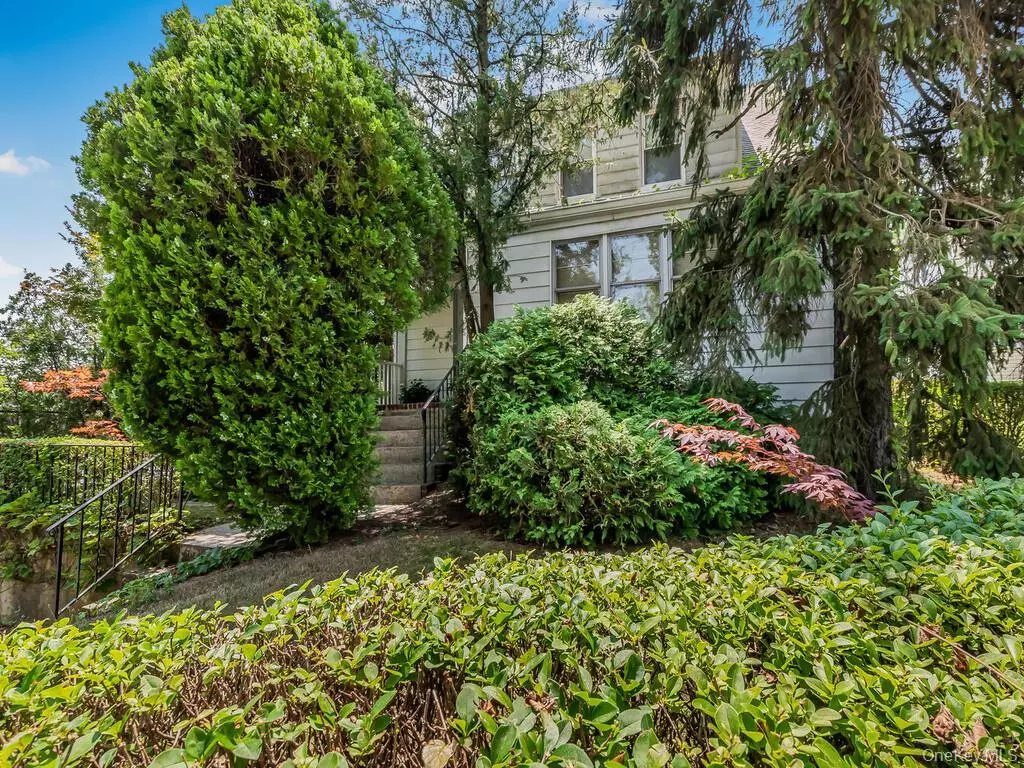 Yonkers, NY 10703,300 AKA 490 Odell AVE