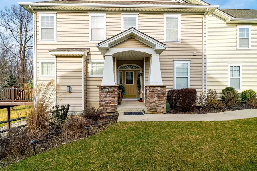 7 Avoncroft LN, Middletown, NY 10940