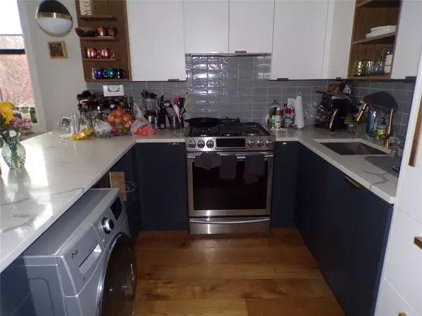 Brooklyn, NY 11238,728 Fulton