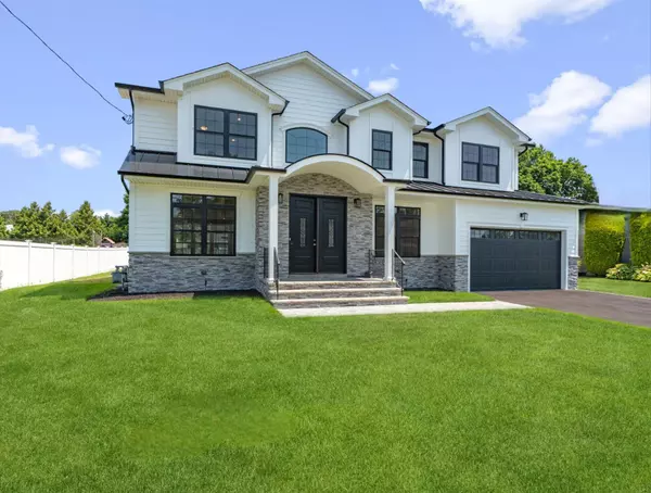 Jericho, NY 11753,25 Westchester AVE