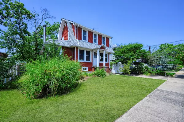 Freeport, NY 11520,142 Gordon PL