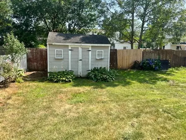 East Northport, NY 11731,505 Lynn AVE