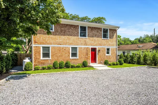 East Quogue, NY 11942,647 Montauk HWY
