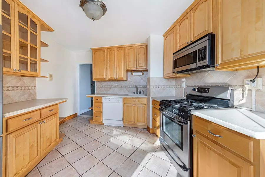 3121 Middletown RD #2K, Bronx, NY 10461