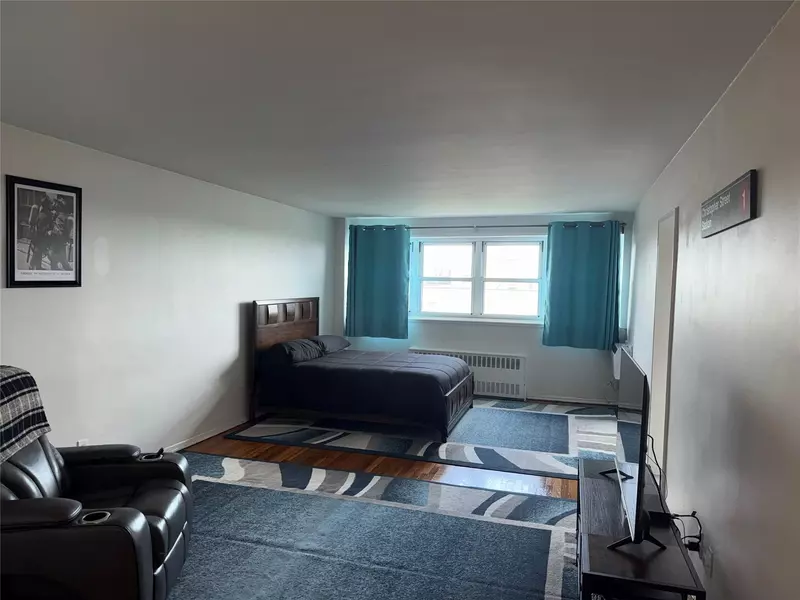 370 Westchester AVE #7P, Port Chester, NY 10573