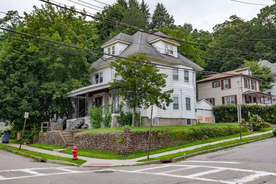 824 Paulding ST, Peekskill, NY 10566