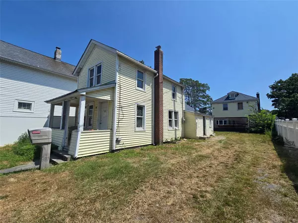 Patchogue, NY 11772,31 Union Ave