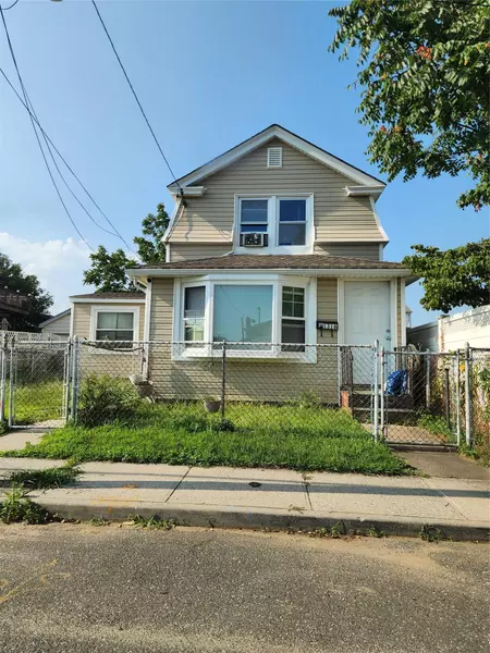 1316 News AVE, Elmont, NY 11003