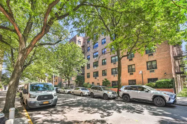 Corona, NY 11368,99-30 59th AVE #6K