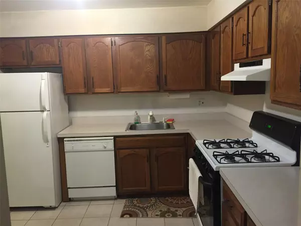 Oakland Gardens, NY 11364,219-38 64th AVE