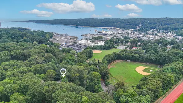 Port Jefferson, NY 11777,118 Brook RD