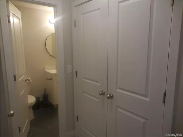 Walden, NY 12586,67 Main ST #2B