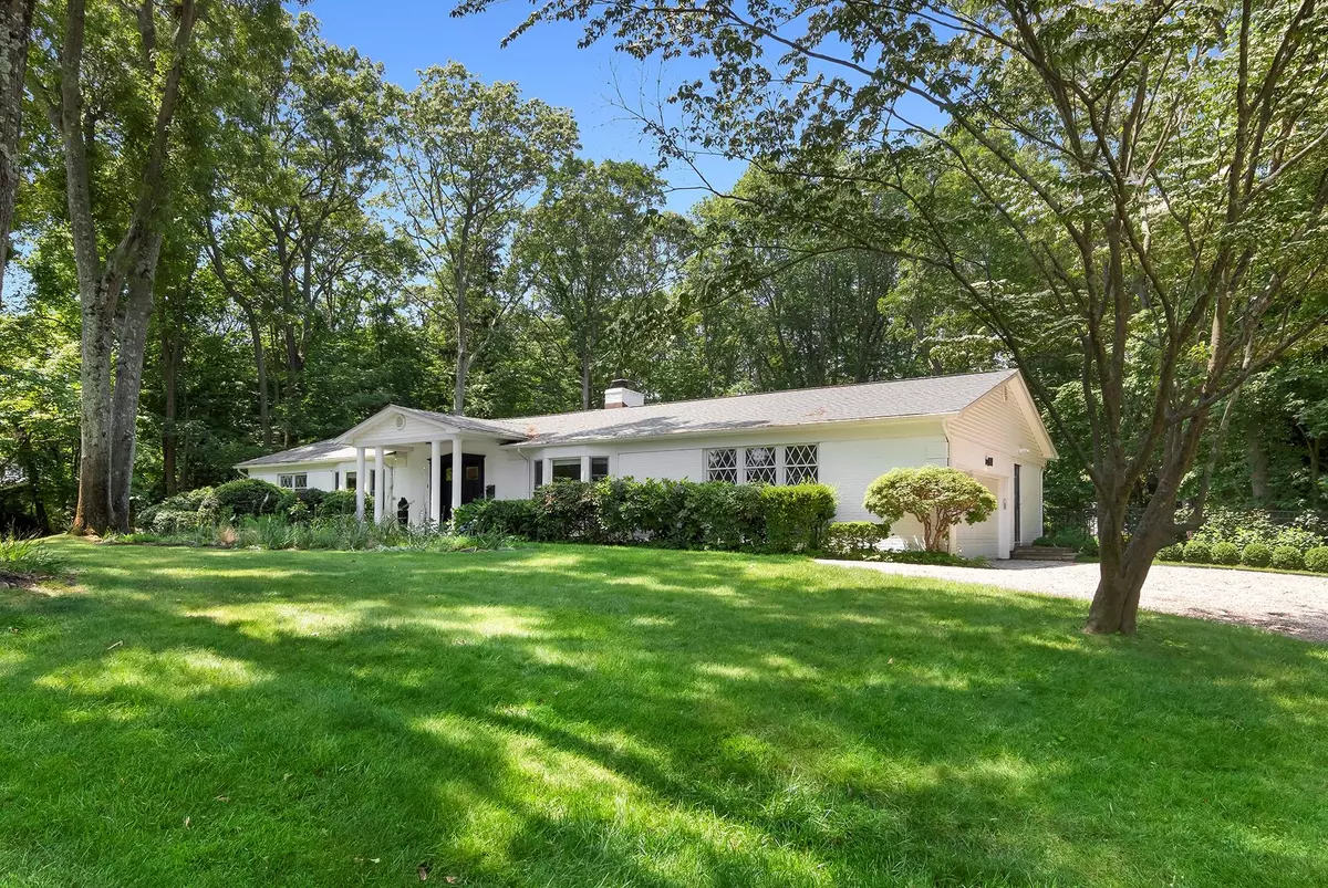 Port Jefferson, NY 11777,2 Soundview DR