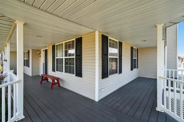 Goshen, NY 10924,5 Bridle CT