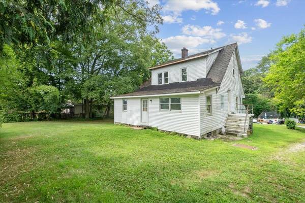 Lake Peekskill, NY 10537,92 Lake DR