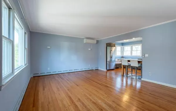 Northport, NY 11768,20 Grove PL