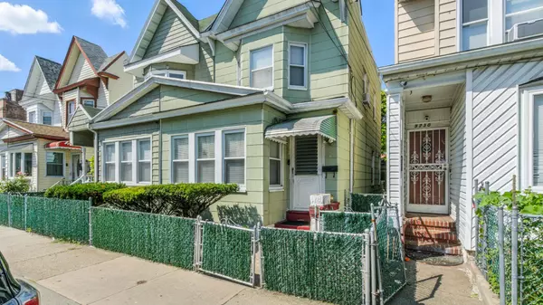 Ozone Park, NY 11416,9732 75th ST