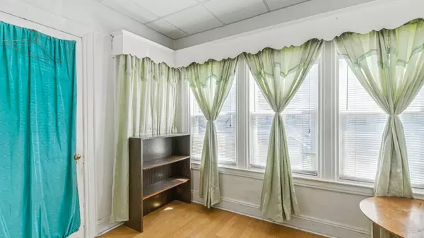Ozone Park, NY 11416,9732 75th ST