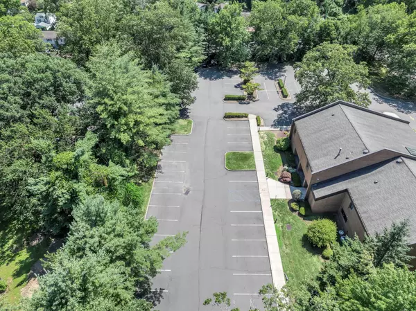 Orangeburg, NY 10962,107 Dutch Hill RD