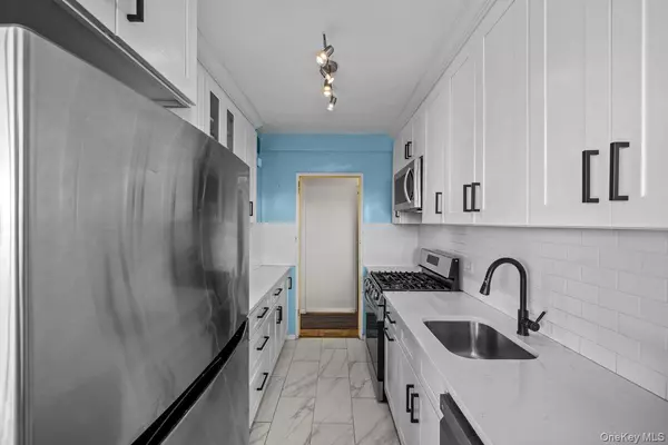 Bronx, NY 10471,5500 Fieldston RD #8AA