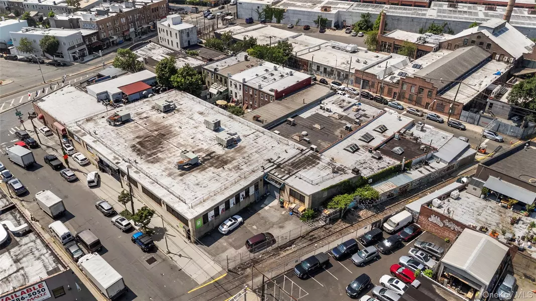 59-48 55th ST, Maspeth, NY 11378