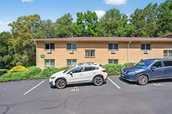 Croton-on-hudson, NY 10520,15 Scenic DR #E