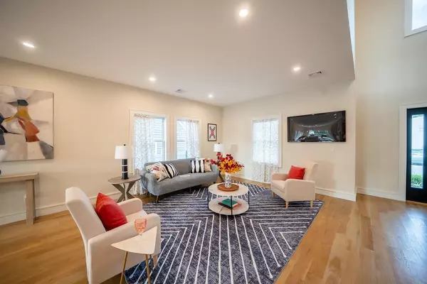 Levittown, NY 11756,60 Ramble LN