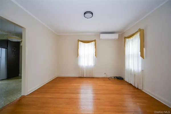Bayside, NY 11364,48-40 Bell BLVD