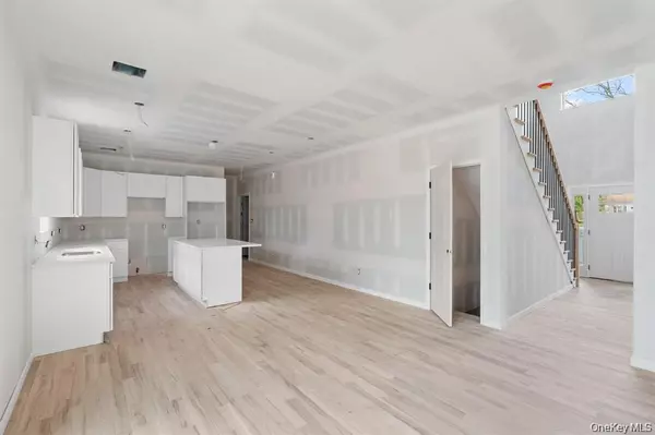 Walden, NY 12586,28 Northern AVE