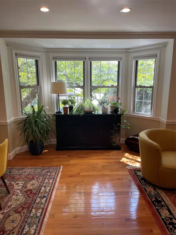 Scarsdale, NY 10583,3 Campus PL #1C