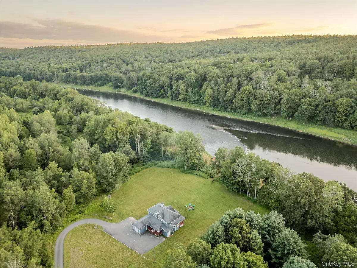 Narrowsburg, NY 12764,5 Arrowhead LN