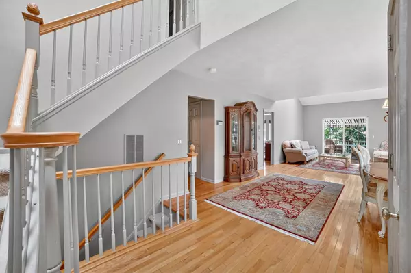 Ossining, NY 10562,14 High Ridge RD