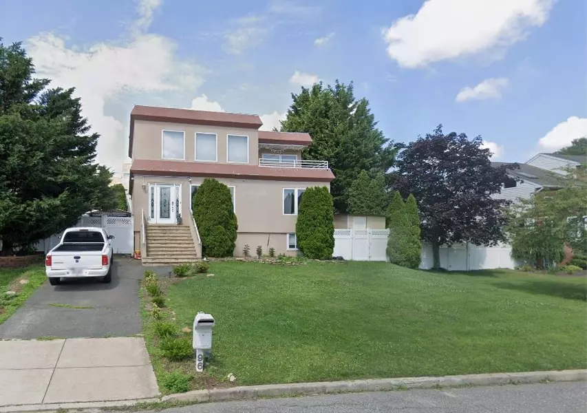 96 5th AVE, Holtsville, NY 11742