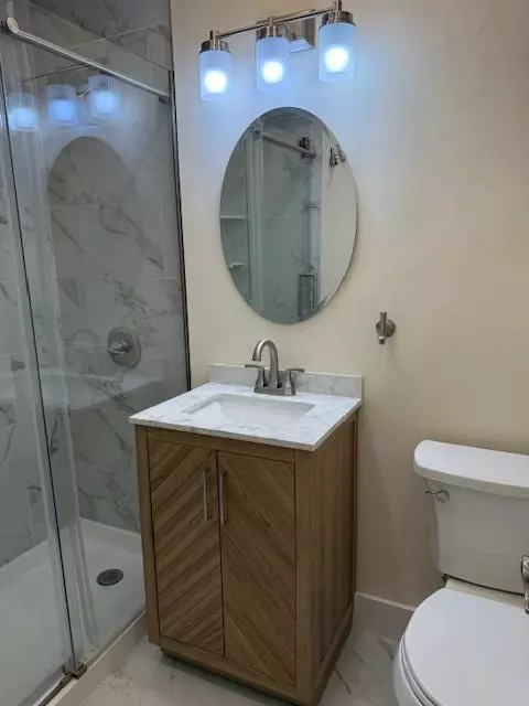 Freeport, NY 11520,250 W Merrick RD #2R