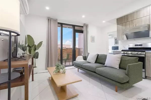 Kew Gardens, NY 11415,124-28 Queens Blvd. #12B