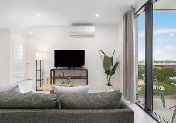 Kew Gardens, NY 11415,124-28 Queens Blvd. #12B