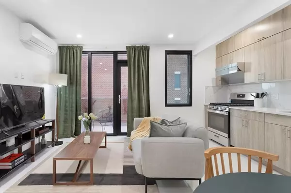 Kew Gardens, NY 11415,124-28 Queens Blvd. #11A