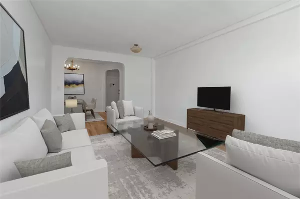 Forest Hills, NY 11375,67-35 Yellowstone BLVD #6H