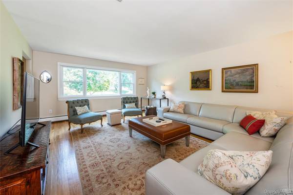 Suffern, NY 10901,36 W Gate RD