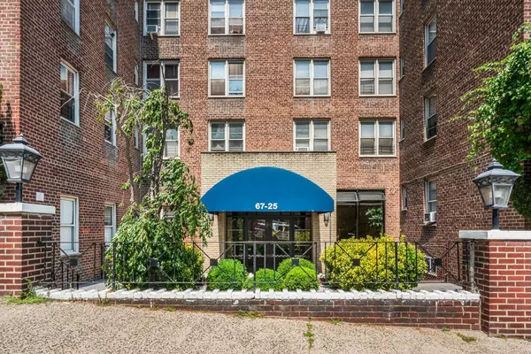 67-25 Dartmouth ST #4A, Forest Hills, NY 11375