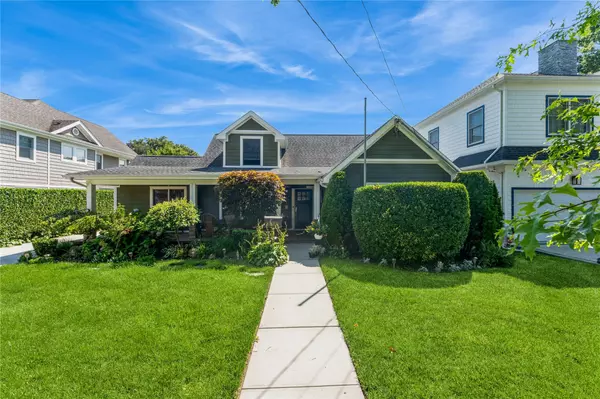 122 Cypress ST, Floral Park, NY 11001