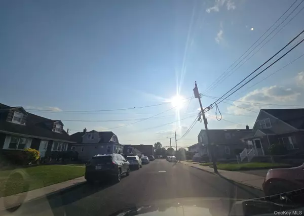 Elmont, NY 11003,1314 Globe AVE