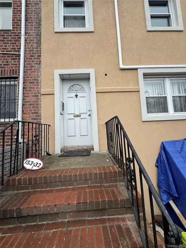 153-32 77 AVE, Kew Garden Hills, NY 11367